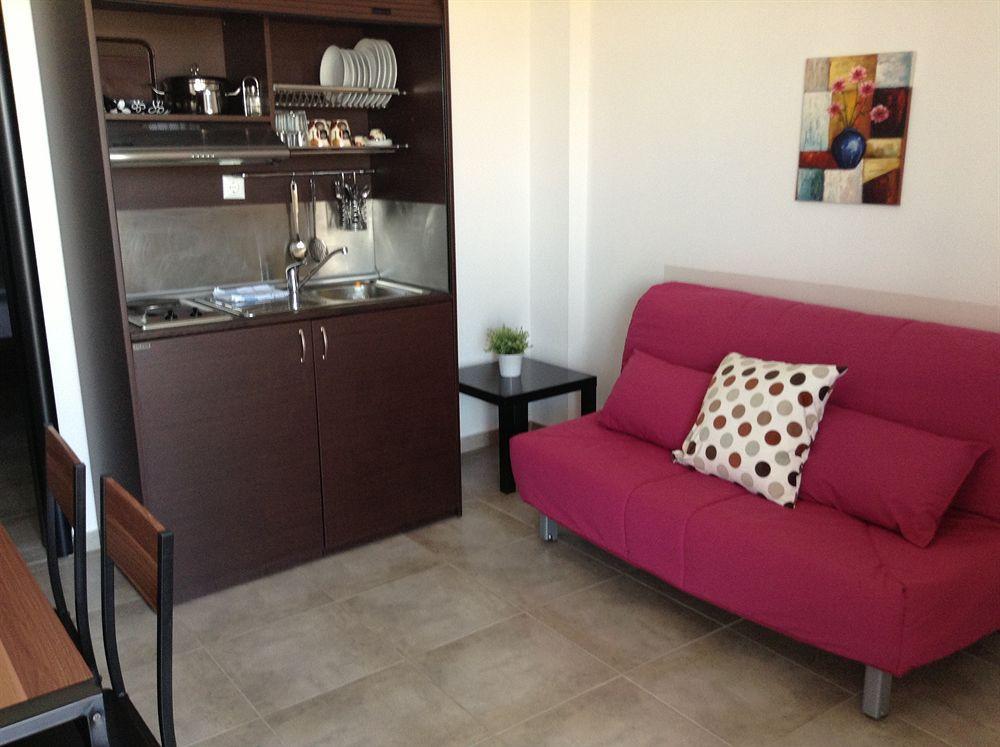 Agnanti Hotel อาฟิโตส ภายนอก รูปภาพ