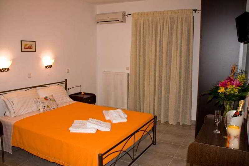 Agnanti Hotel อาฟิโตส ภายนอก รูปภาพ
