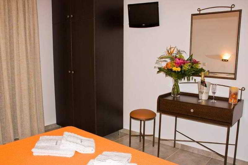 Agnanti Hotel อาฟิโตส ภายนอก รูปภาพ